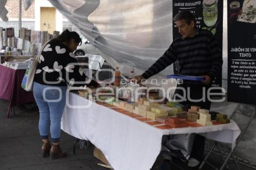 FERIA DEL LIBRO