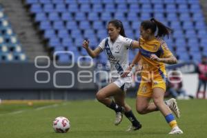 FÚTBOL FEMENIL . PUEBLA VS TIGRES