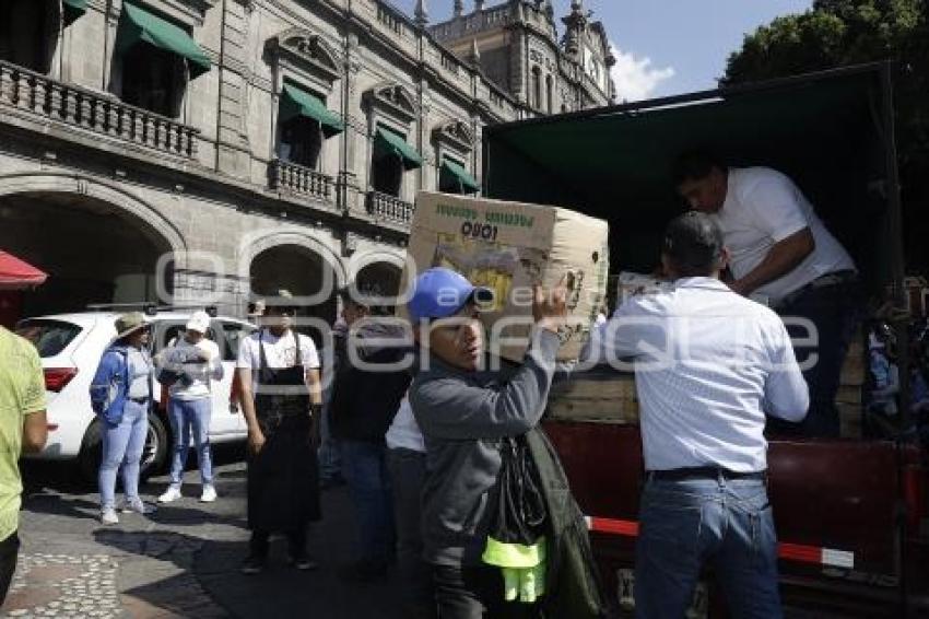 CENTRAL DE ABASTO . MANIFESTACIÓN ZÓCALO