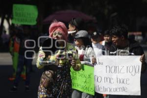 PAYASOS . MANIFESTACIÓN