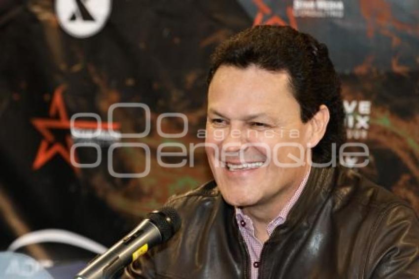 PEDRO FERNÁNDEZ