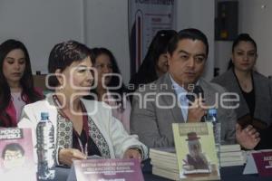 BUAP . ENTREGA DE LIBROS