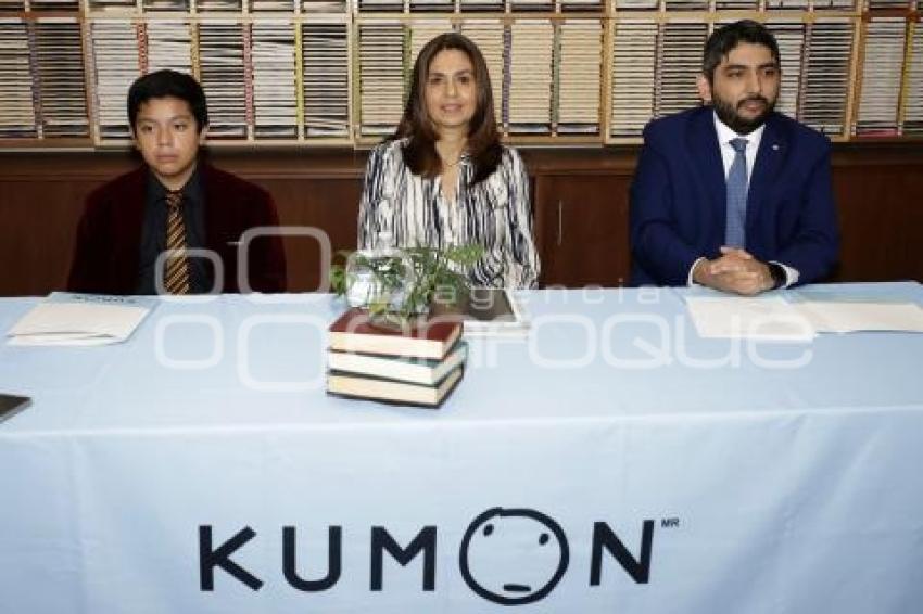 KUMON . CENTRO DE ESTUDIOS