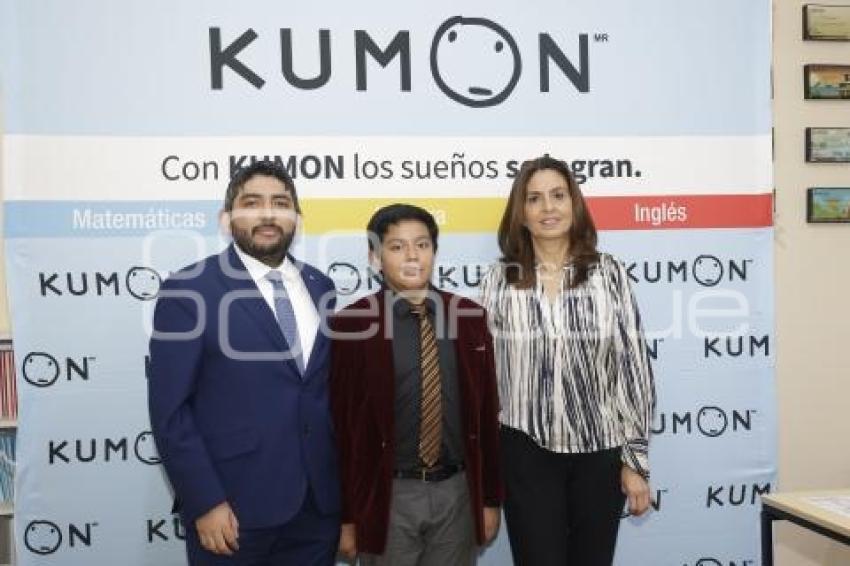 KUMON . CENTRO DE ESTUDIOS