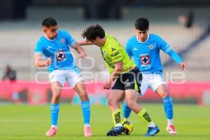 FUTBOL . CRUZ AZUL VS PUEBLA