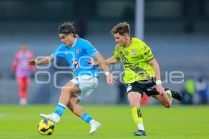 FUTBOL . CRUZ AZUL VS PUEBLA