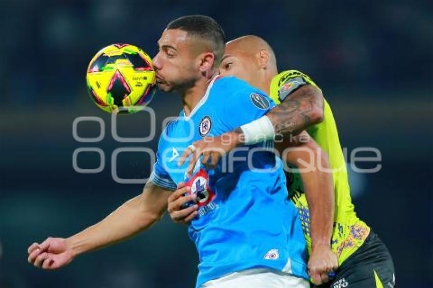 FUTBOL . CRUZ AZUL VS PUEBLA