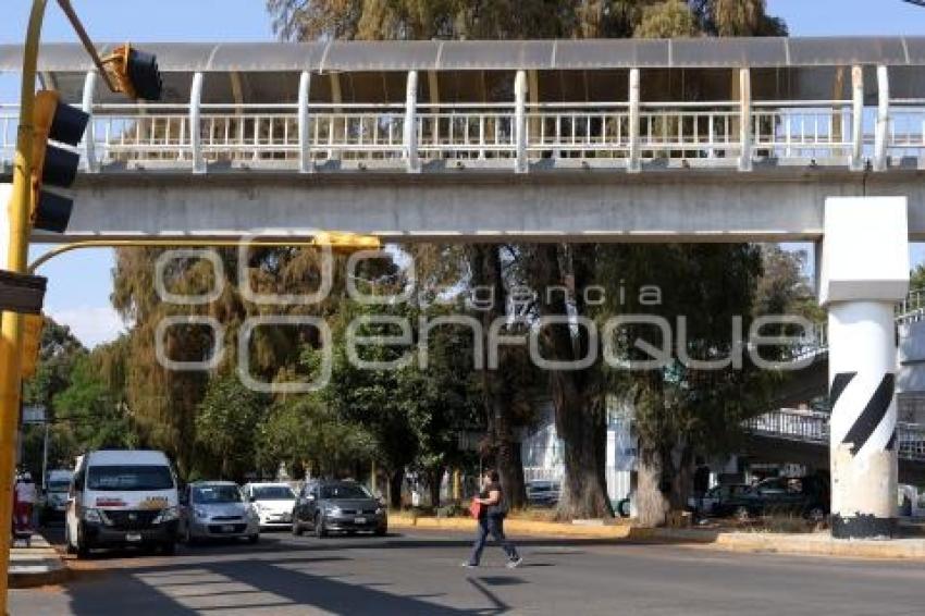 TLAXCALA . PUENTE PEATONAL