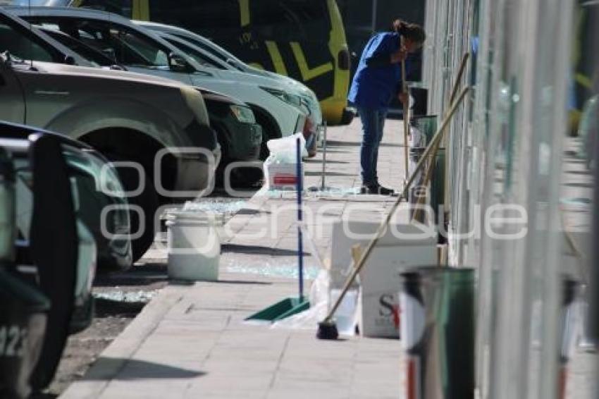 VANDALISMO PLAZA COMERCIAL