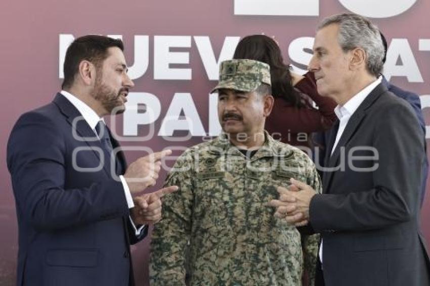 AYUNTAMIENTO . ENTREGA DE PATRULLAS