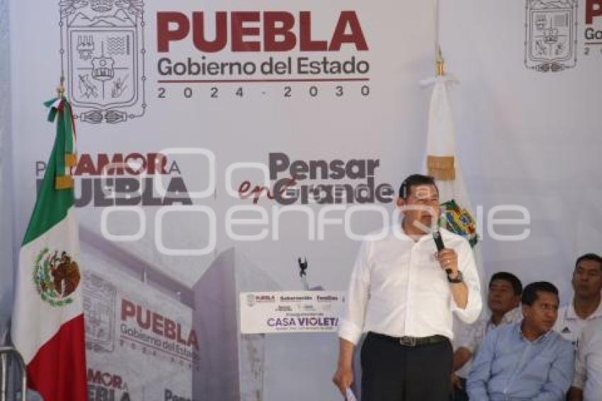 ACATLÁN . CASA VIOLETA