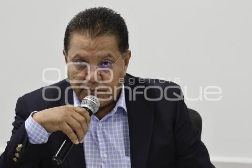 MIGUEL MÁRQUEZ