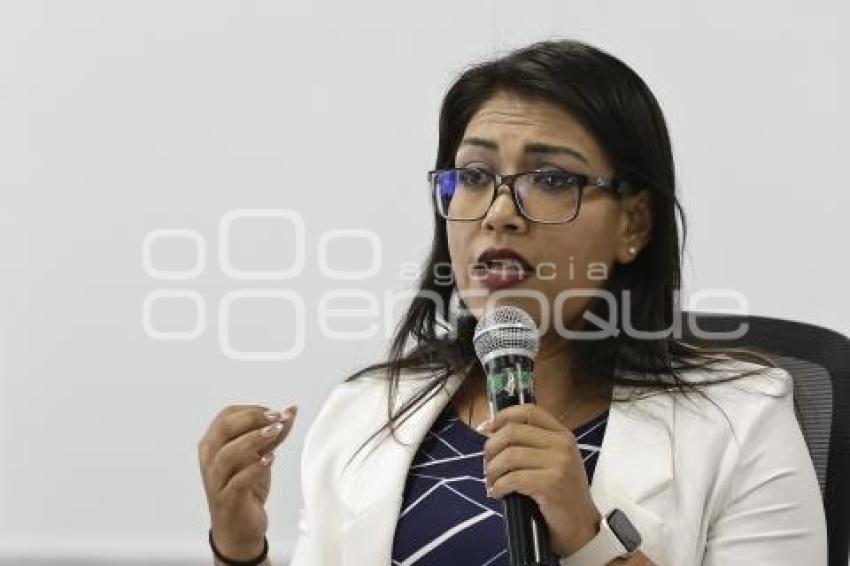 LEONELA JAZMÍN MARTÍNEZ