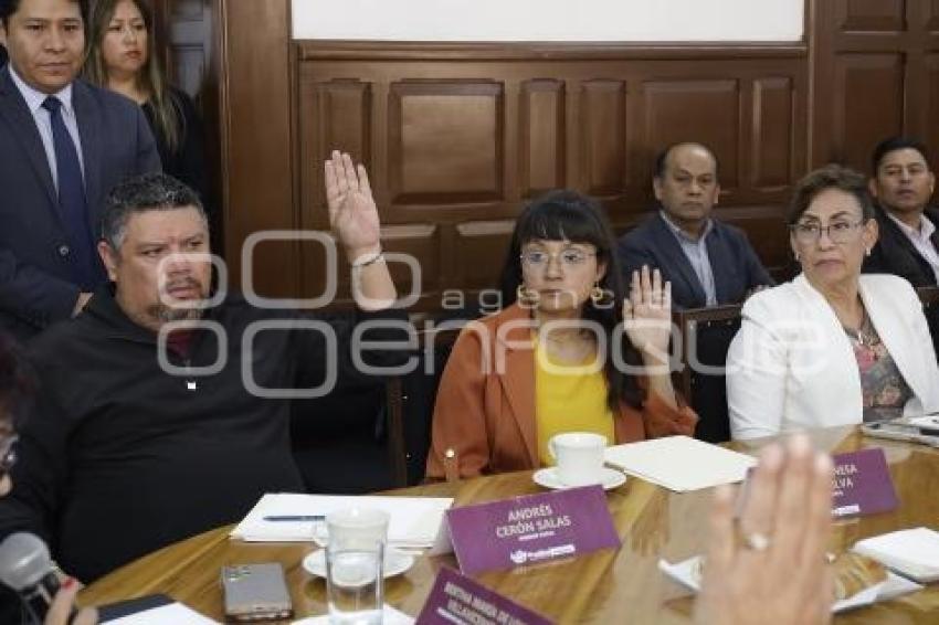 REGIDORES . COMISIÓN DE EDUCACIÓN