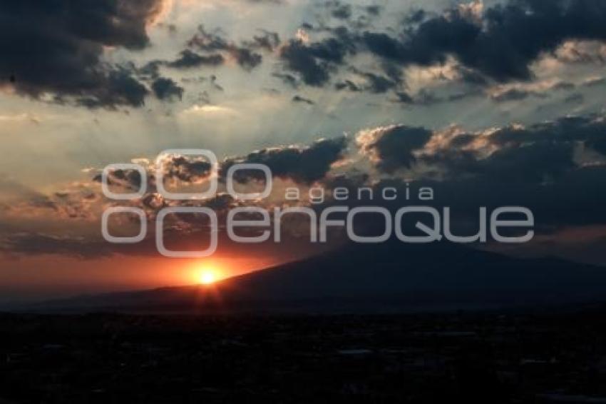 ATARDECER