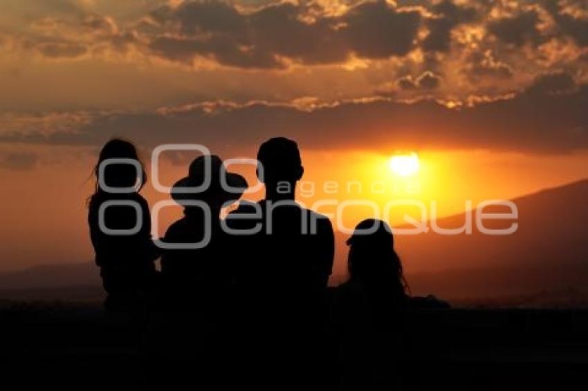 ATARDECER