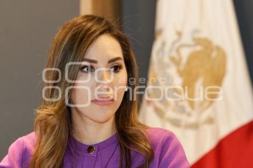 ZAIRA GONZÁLEZ