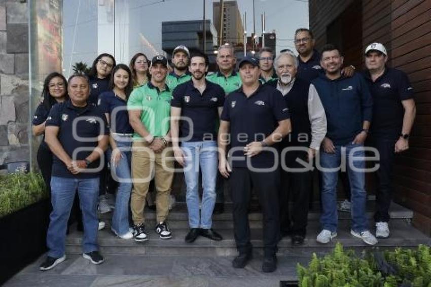 ARCÁNGELES . STAFF