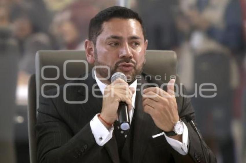 FERNANDO ROSALES SOLÍS