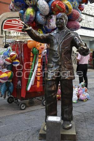 ESCULTURA . 5 DE MAYO