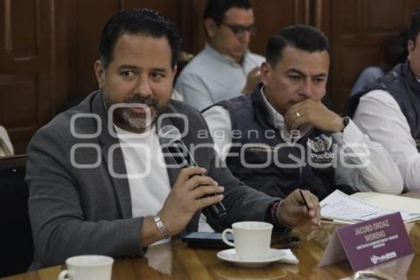 REGIDORES . COMISIÓN SALUBRIDAD Y ASISTENCIA