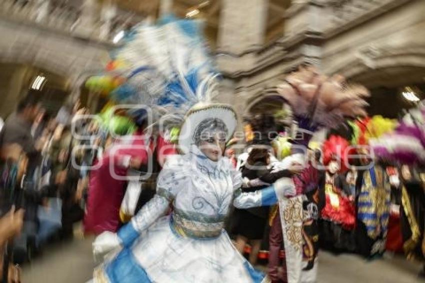 AYUNTAMIENTO . FESTIVAL DE HUEHUES