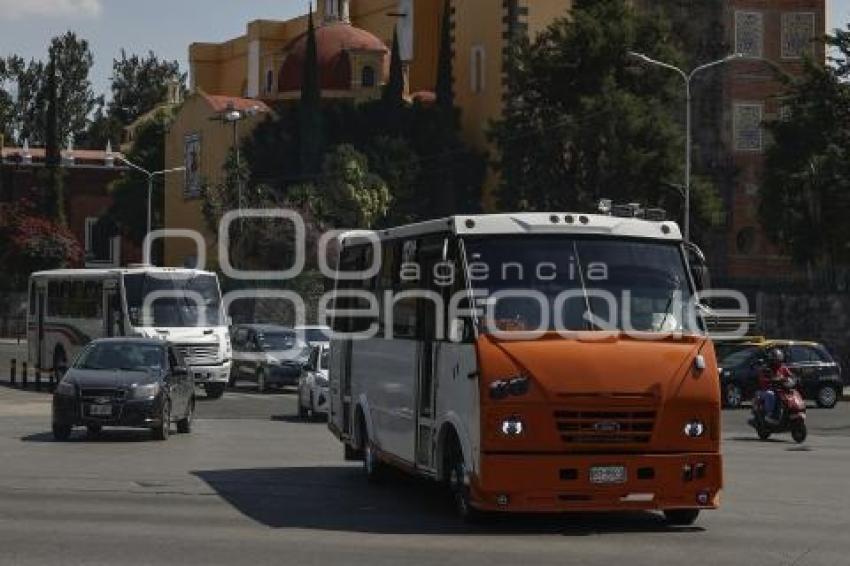 TRANSPORTE PÚBLICO