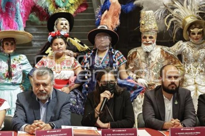 AYUNTAMIENTO . FESTIVAL DE HUEHUES