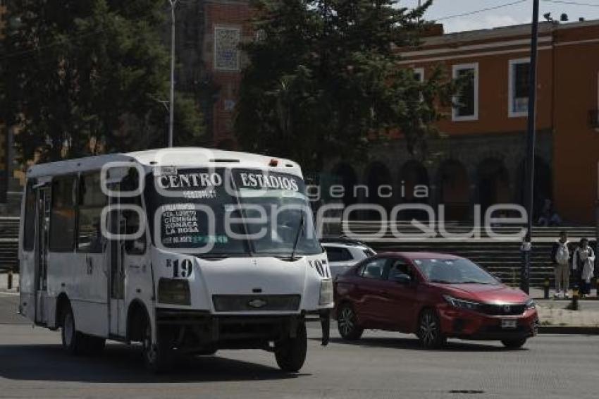 TRANSPORTE PÚBLICO