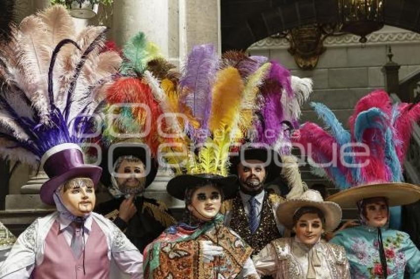 AYUNTAMIENTO . FESTIVAL DE HUEHUES