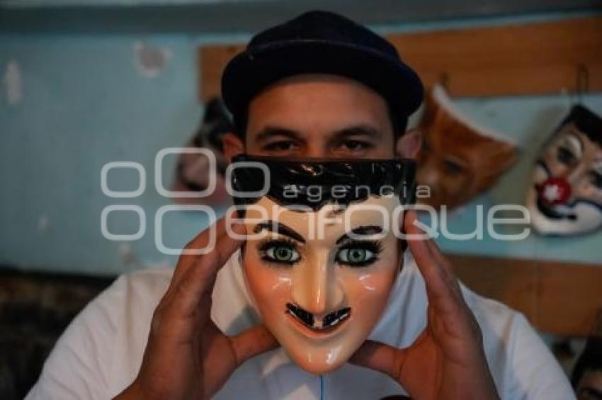 TLAXCALA . ELABORACIÓN MASCARAS CARNAVAL