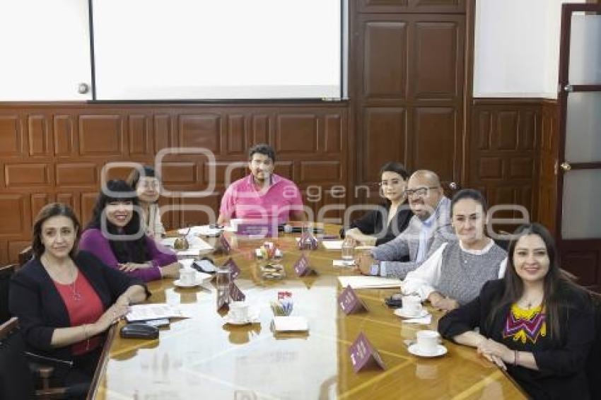REGIDORES . COMISIÓN DE JUVENTUD Y DEPORTE