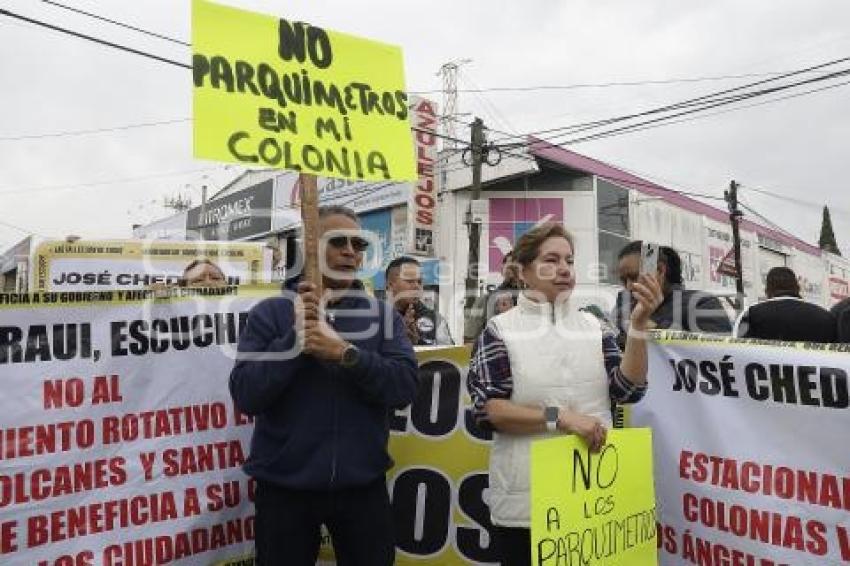 MANIFESTACIÓN . PARQUÍMETROS
