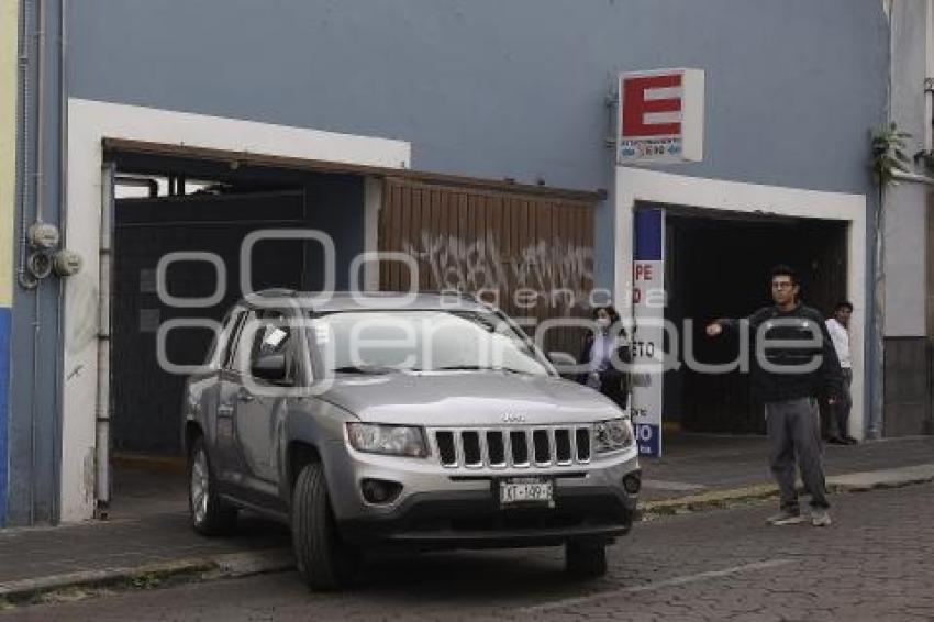 ESTACIONAMIENTOS