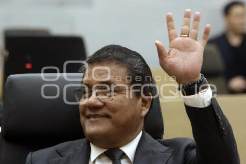 CONGRESO . MIGUEL HUERTA
