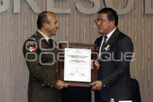 CONGRESO . RECONOCIMIENTO MILITARES