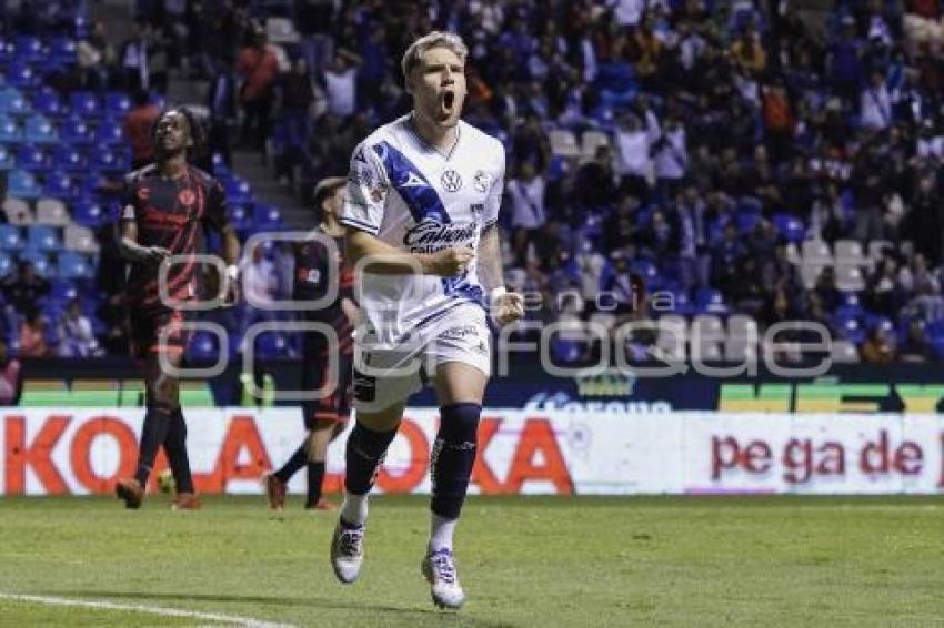 FÚTBOL . CLUB PUEBLA VS XOLOS