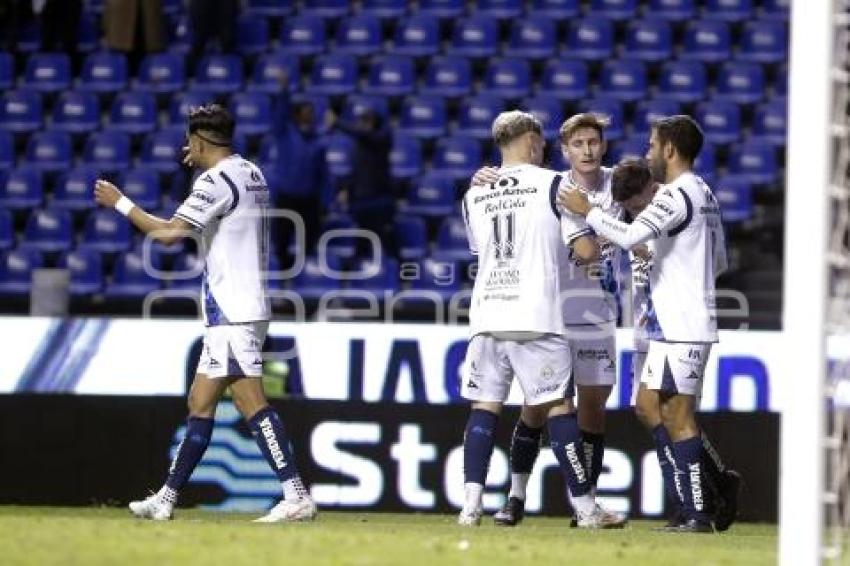 FÚTBOL . CLUB PUEBLA VS XOLOS