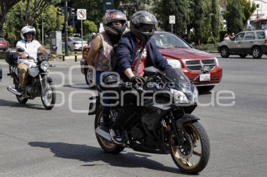 UBER . MOTO
