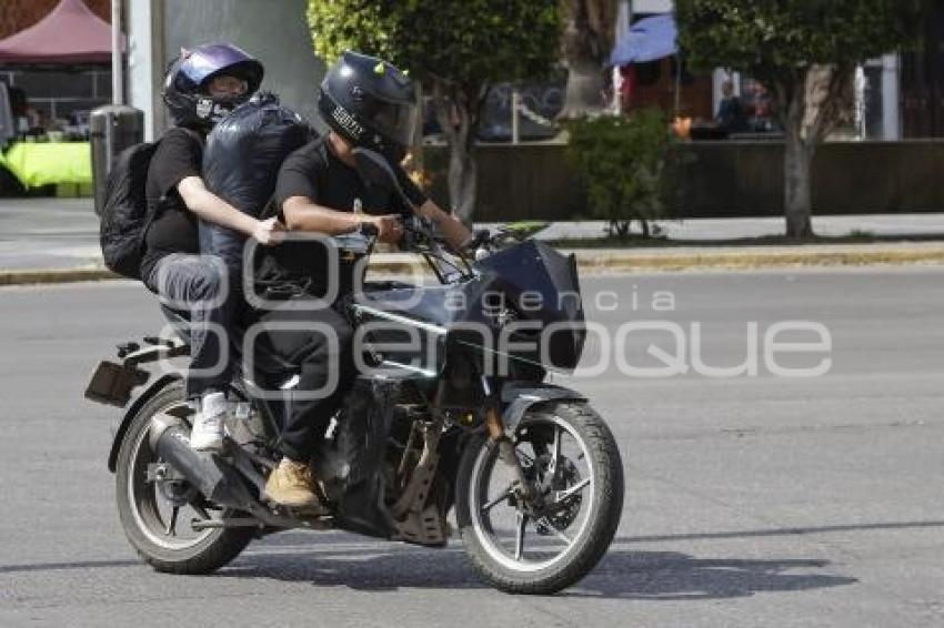 UBER . MOTO