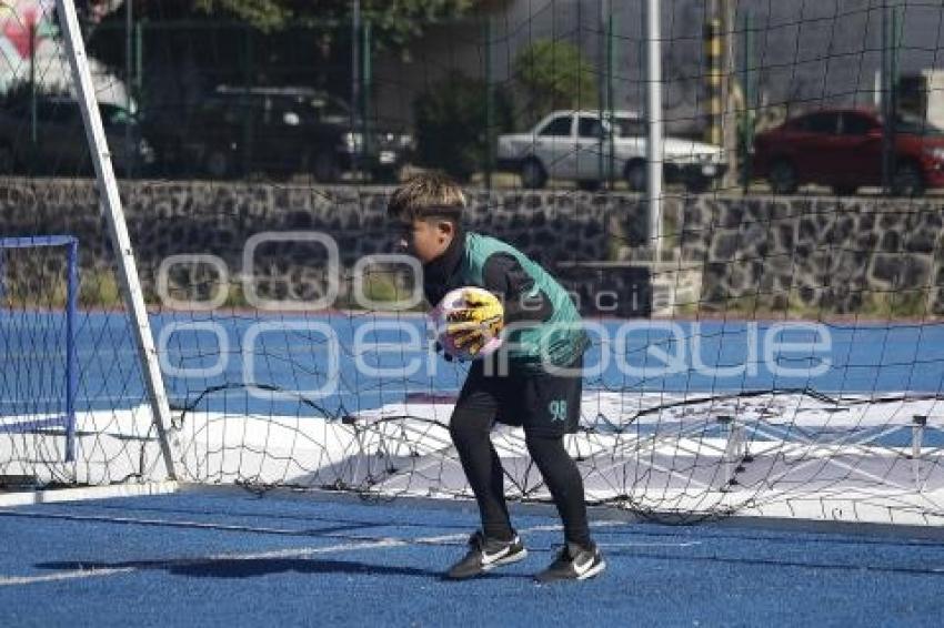 BATALLA DE PORTEROS