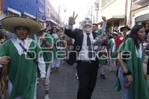 SAN PEDRO CHOLULA . DESFILE DE MASCARITAS