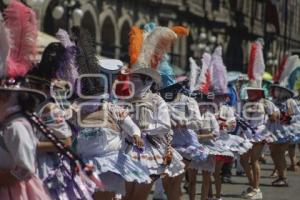 DESFILE DE HUEHUES