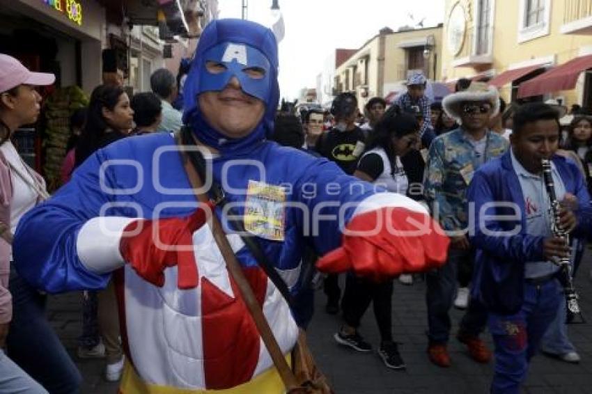 SAN PEDRO CHOLULA . DESFILE DE MASCARITAS