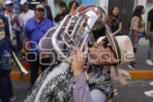 SAN PEDRO CHOLULA . DESFILE DE MASCARITAS