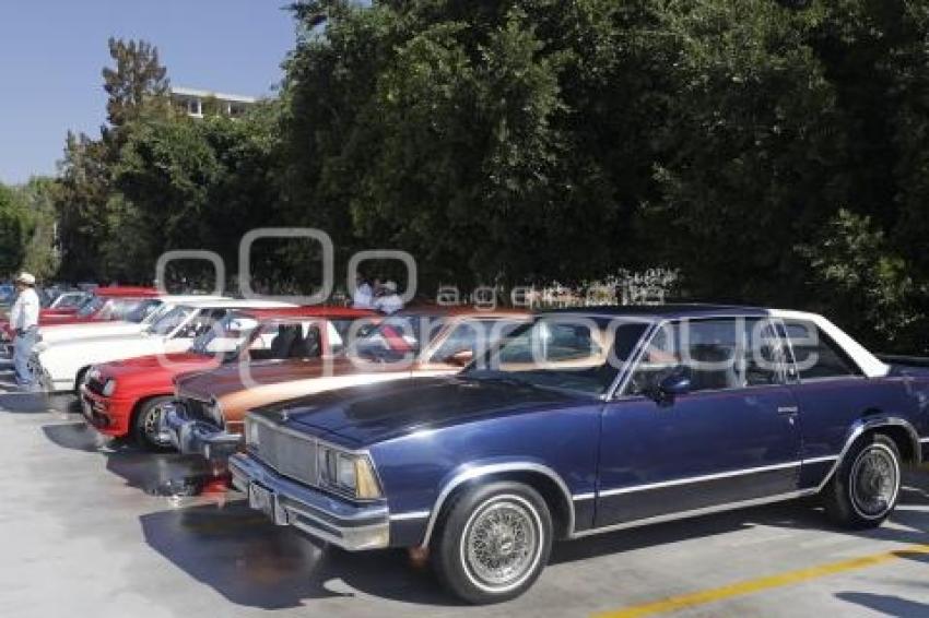 DÍA MUNDIAL AUTOS ANTIGUOS