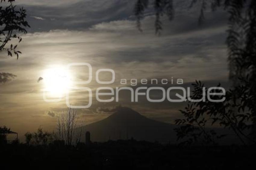 VOLCÁN POPOCATÉPETL . ATARDECER