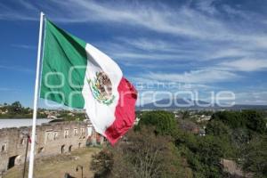 TLAXCALA . DÍA DE LA BANDERA