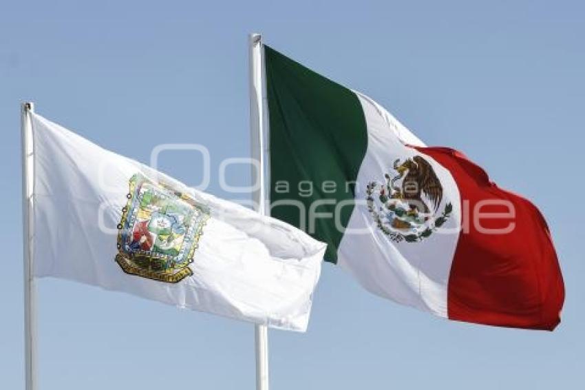 GOBIERNO ESTATAL . DÍA DE LA BANDERA