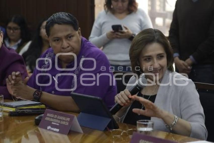 REGIDORES . COMISIONES UNIDAS